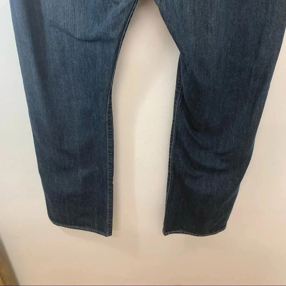 Levis 501 Mens Jeans Size 42X32 Straight Leg Blue Dark Wash Cotton Casual - Picture 5 of 9